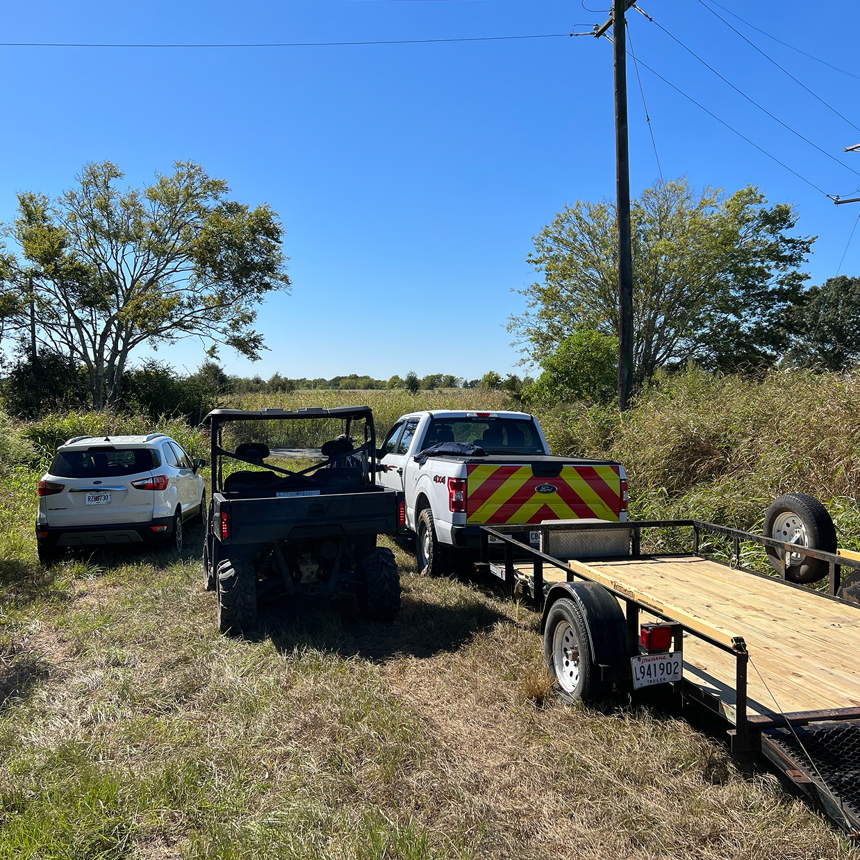 Pipeline field vehicles